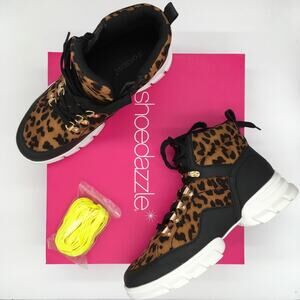 NIB Shoe Dazzle Lace Me Up Lug Sole Sneaker - 8.5